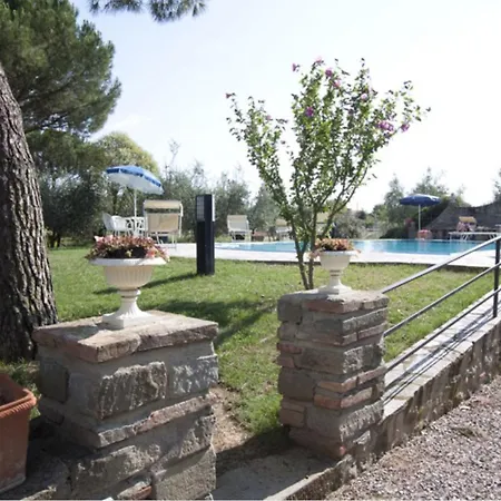 Le Casine-perignano-spinelli Pool T490369 Cortona